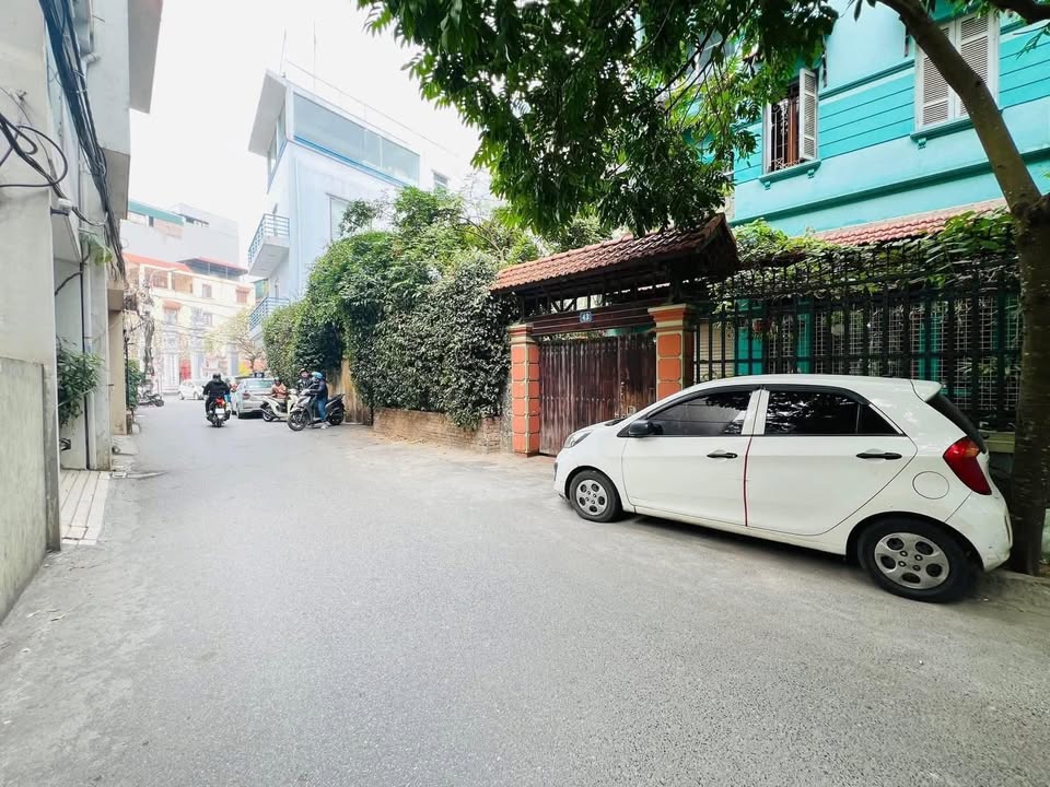 Nhà Quan Hoa, Cầu Giấy 38m² - Sẵn sàng ở ngay, giá thỏa thuận!