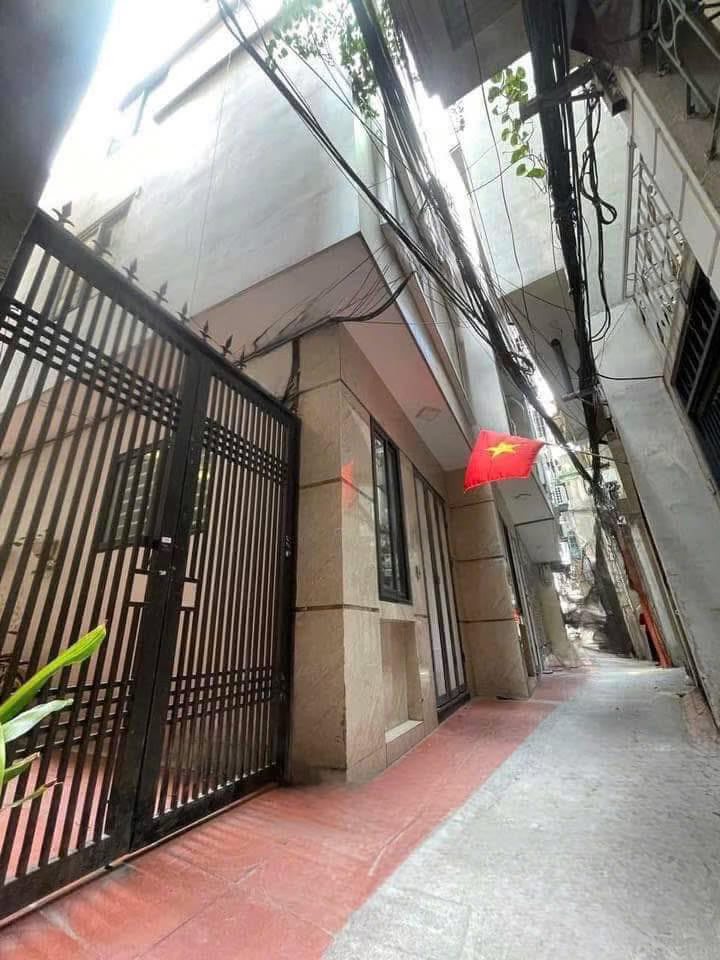 Nhà 5 tầng tại Pháo Đài Láng 31m² giá 7.58 tỷ - Lô góc 2 mặt thoáng