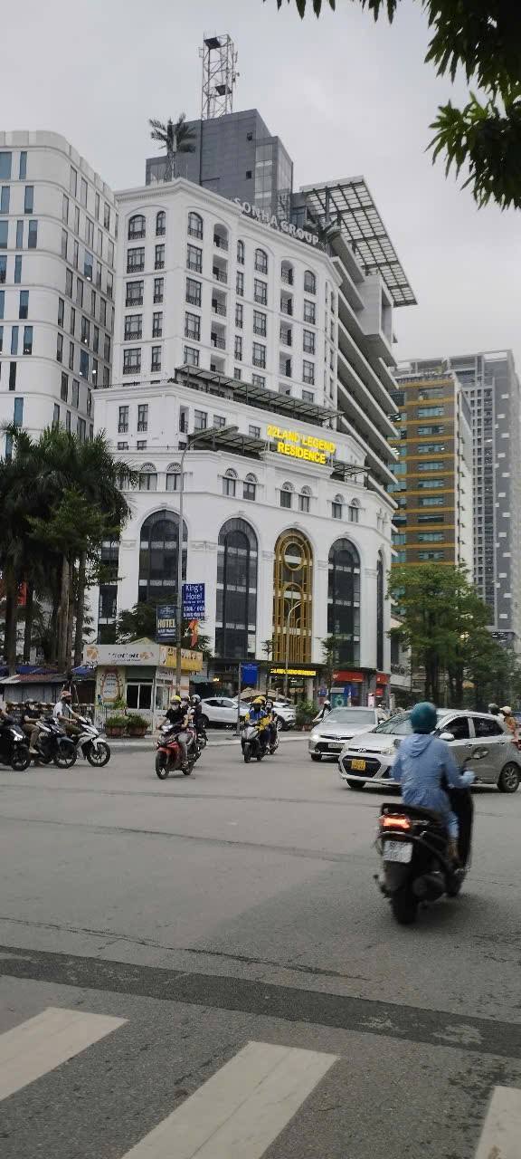 Nhà bán Duy Tân 35m² x 5 tầng - Nội thất sang trọng, giá thỏa thuận!