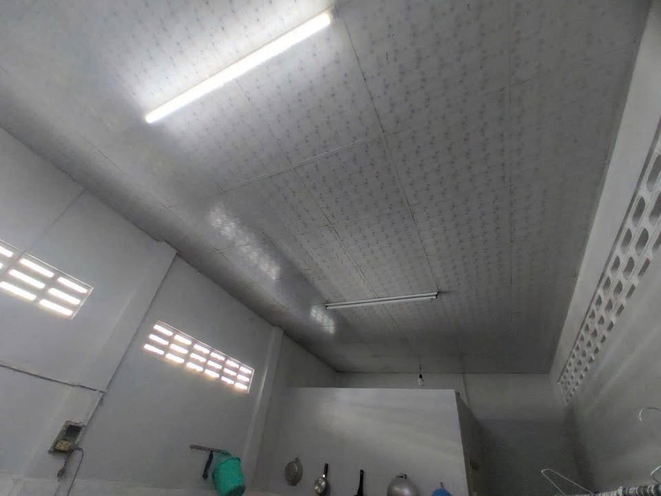 Nhà cấp 4 gần Bánh kem Hồng Phấn, TP Bến Tre 89m² giá 1.9 tỷ - Vị trí trung tâm thuận tiện!