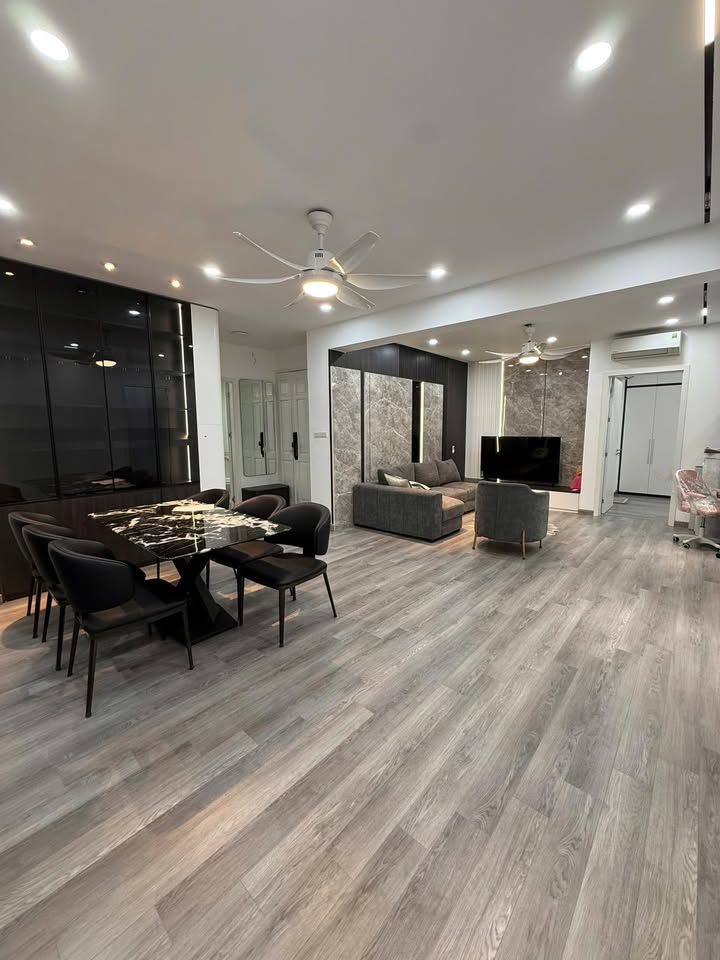 Căn hộ Vimeco Phạm Hùng 136m² giá 11.56 tỷ - Căn góc hiếm có tại Hà Nội!