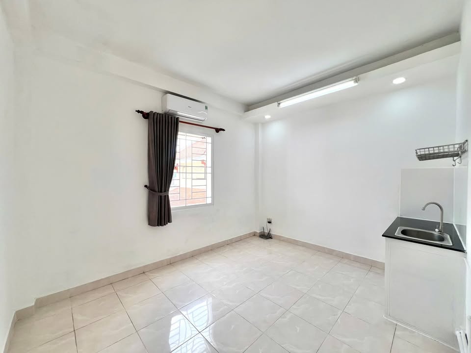 Phòng cho thuê tại hẻm 457 CMT8, Quận 10, 3.5 triệu - Sẵn sàng vào ở!