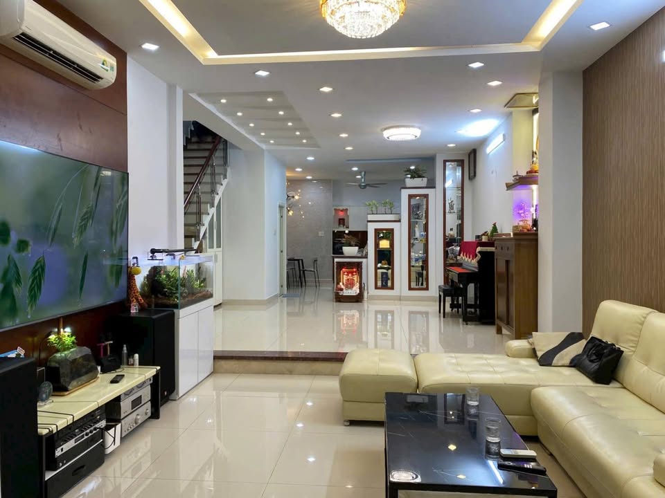 Nhà cho thuê hẻm Nguyễn Bỉnh Khiêm, Quận 1, 120m² - Nội thất cao cấp, giá thỏa thuận!
