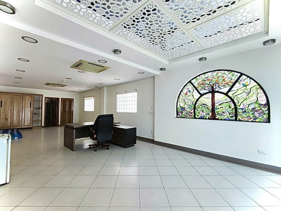 Nhà nguyên căn Calmette, Quận 1 76m² - Vị trí đắc địa, thuận tiện kinh doanh!