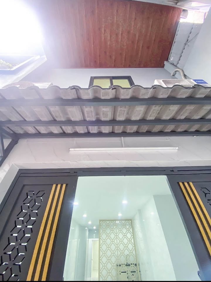 Nhà riêng Bà Hạt Quận 10 41.9m² giá 5.18 tỷ - Nhà mới ở ngay, tặng nội thất!