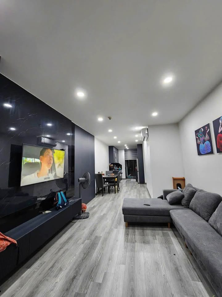 Căn hộ 87 Lĩnh Nam 73m² giá 6 tỷ - Không gian sống yên bình giữa lòng Hà Nội!