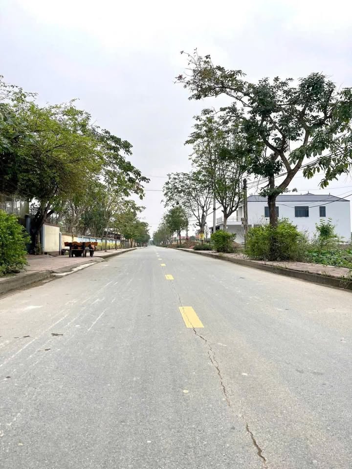 Đất nền phường Hà Huy Tập 100m² giá 2 tỷ - Vị trí đẹp, tiện kinh doanh