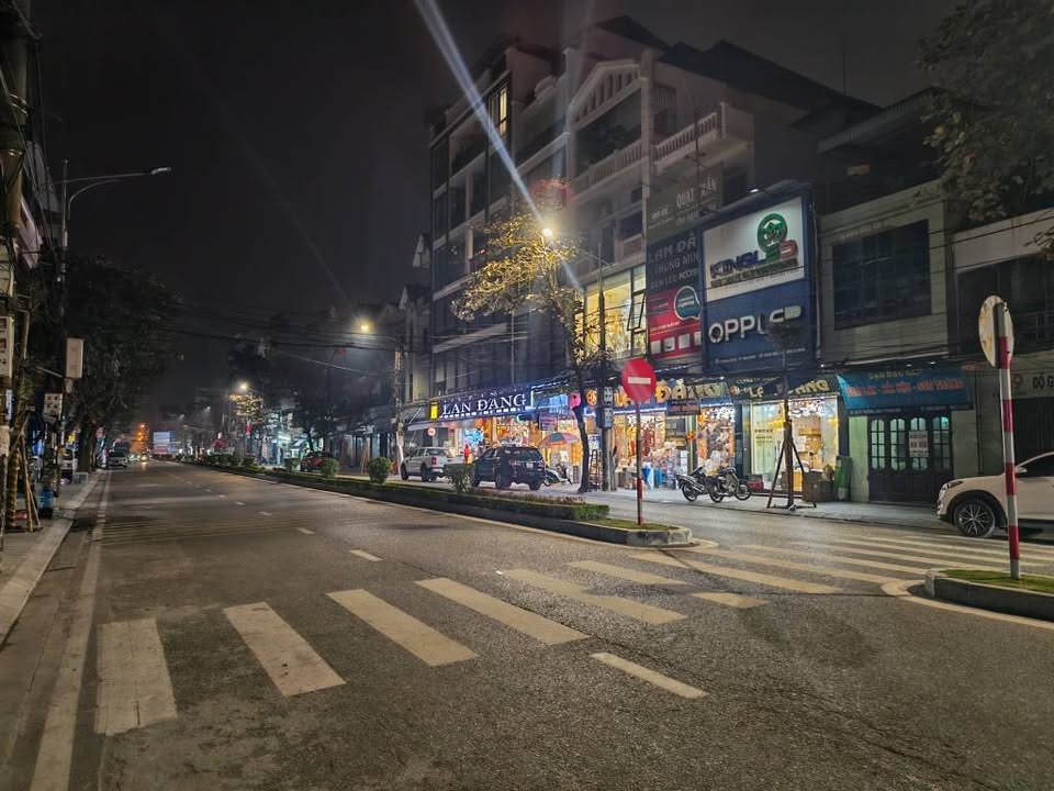 Nhà mặt đường Trường Chinh, Nam Định 195m² giá 6.487 tỷ - Vị trí kinh doanh đắc địa!