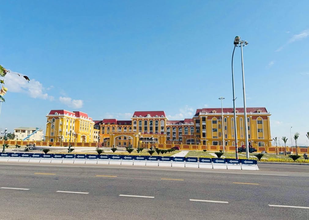 Đất nền chính chủ tại phố Cây Sầm, Quảng Yên - 88m² giá 1.1 tỷ - Đầu tư tiềm năng!