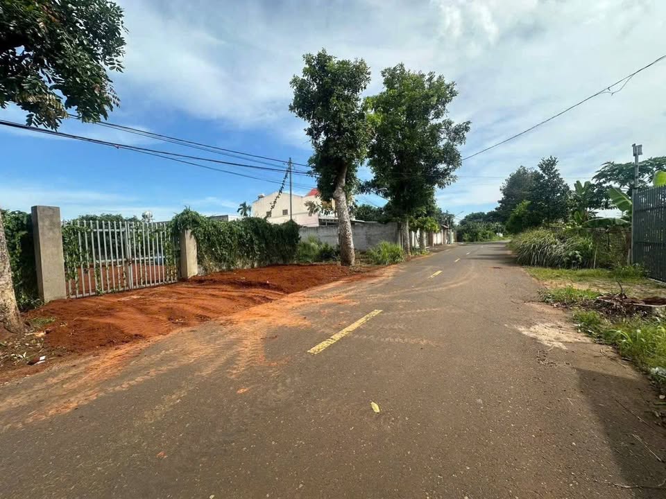 Bán gấp lô biệt thự nhà vườn đường 45 Hòa Long, Bà Rịa 554m² chỉ 3.9 tỷ!