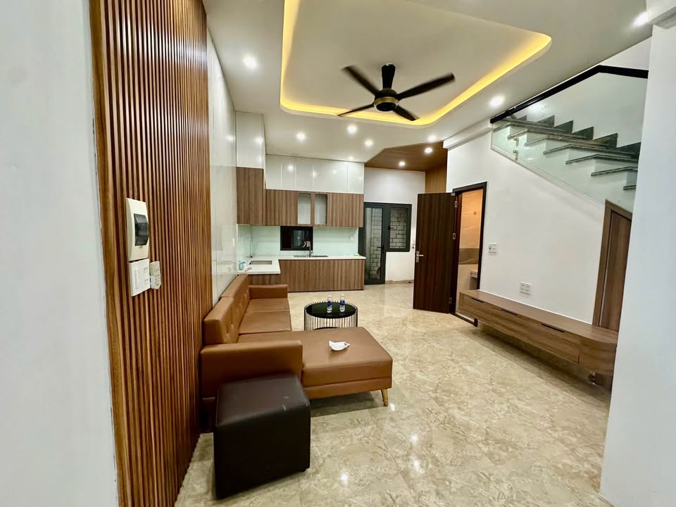 Nhà 2 Tầng Bùi Thị Xuân 45m² giá 1.9 tỷ - Đầy đủ tiện nghi, sẵn sàng ở ngay!