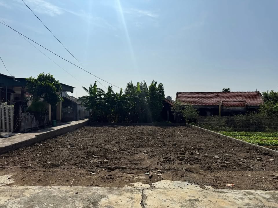 Bán Lô Đất Xã Quỳnh Văn 189m² - Sổ đỏ chính chủ, hai mặt tiền thông thoáng!