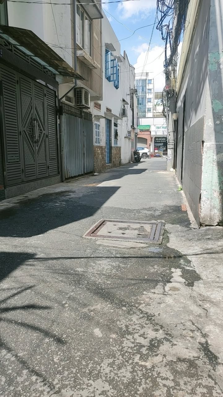 Nhà phố Trường Chinh, Phường 12, Tân Bình - 33m² giá 4.99 tỷ - Ô tô vào tận nơi!