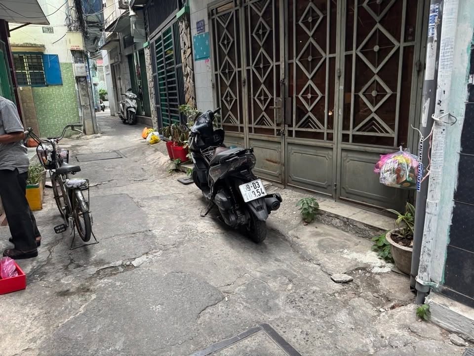 Nhà riêng 20m² tại Huỳnh Văn Bánh, 3.9 tỷ - Vào ở ngay, chính chủ bán gấp!