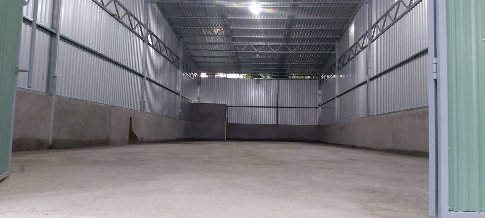 Cho thuê kho xưởng 150m² mặt tiền đường Huyện 95 - Không gian thoáng đãng, tiện ích đầy đủ!