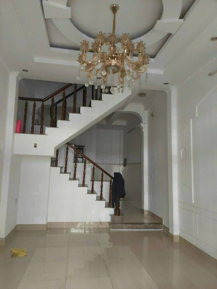 Nhà nguyên căn Tân Chánh Hiệp, Quận 12 - 3 phòng ngủ, giá chỉ 7.5 triệu/tháng!
