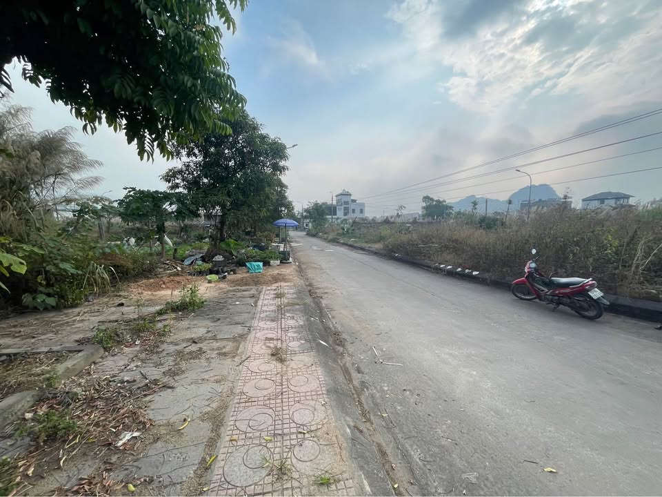 Đất Green Park Cẩm Phả 80m² giá 2 tỷ - Đầu tư sinh lời hấp dẫn!