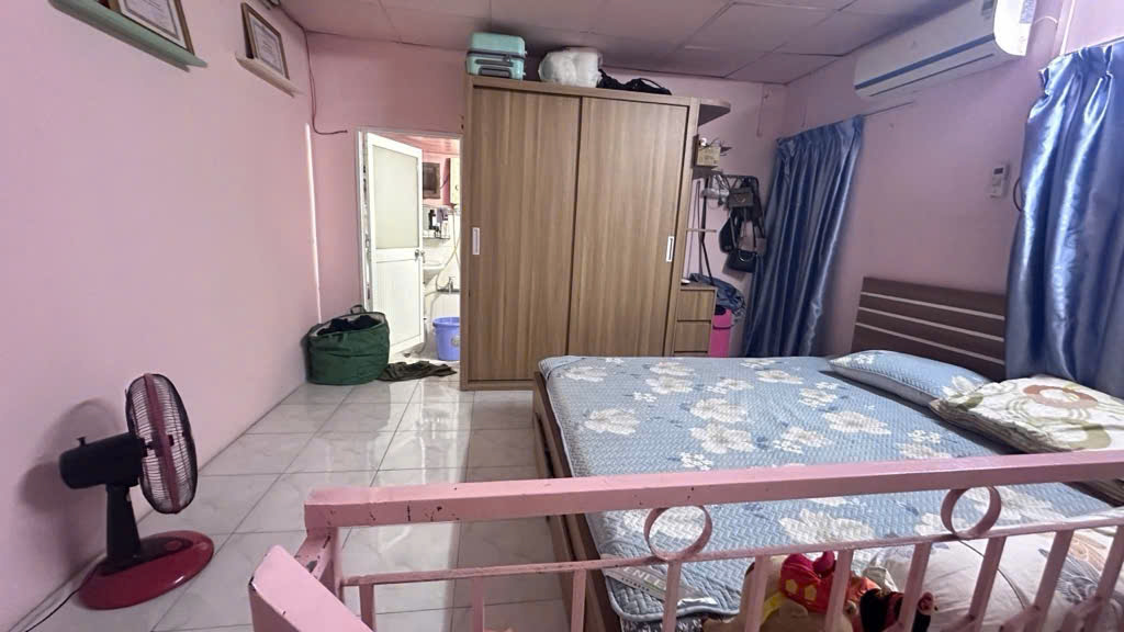 Nhà Quốc lộ 13, Hiệp Bình Phước, Thủ Đức 22m² giá 2 tỷ - Pháp lý chuẩn, công chứng nhanh!