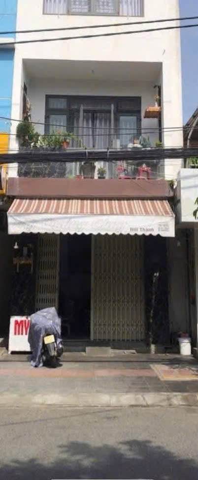 Nhà 3 tầng mặt tiền đường Núi Thành 68m² giá 7 tỷ - Vị trí kinh doanh đắc địa!
