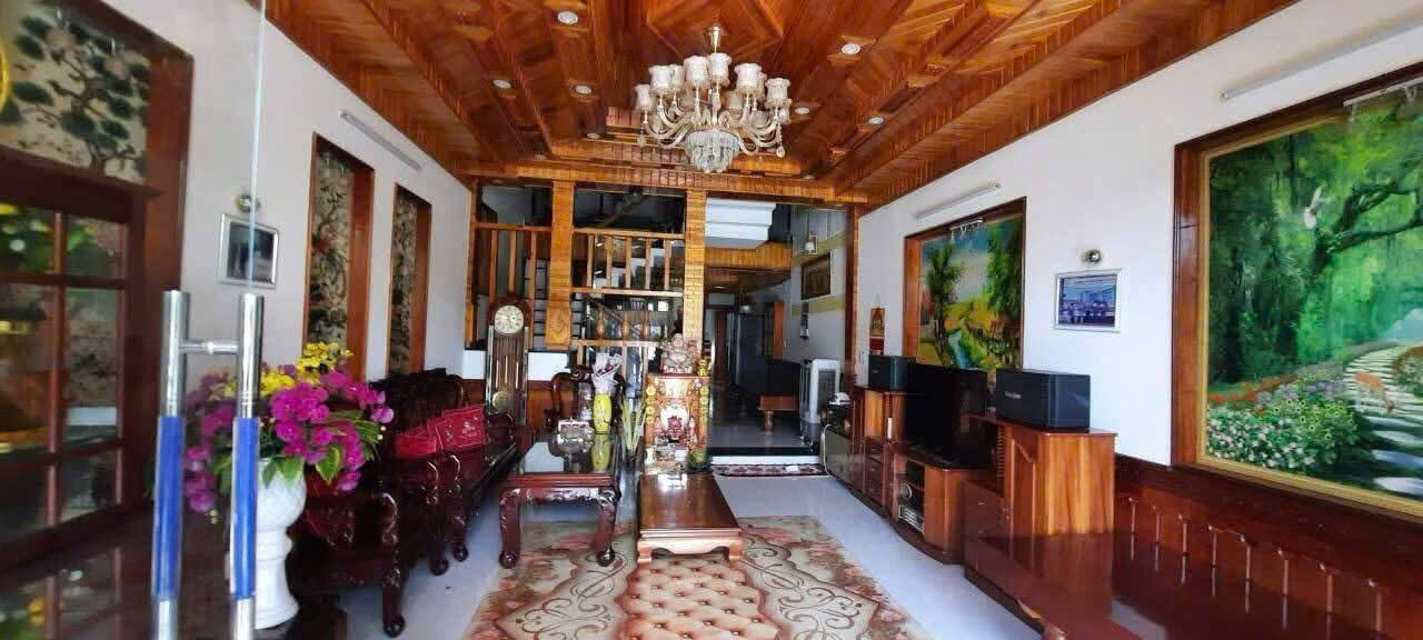 Nhà 3 tầng Xuân Thiều 100m² giá 6.17 tỷ - Gần biển Nguyễn Tất Thành!