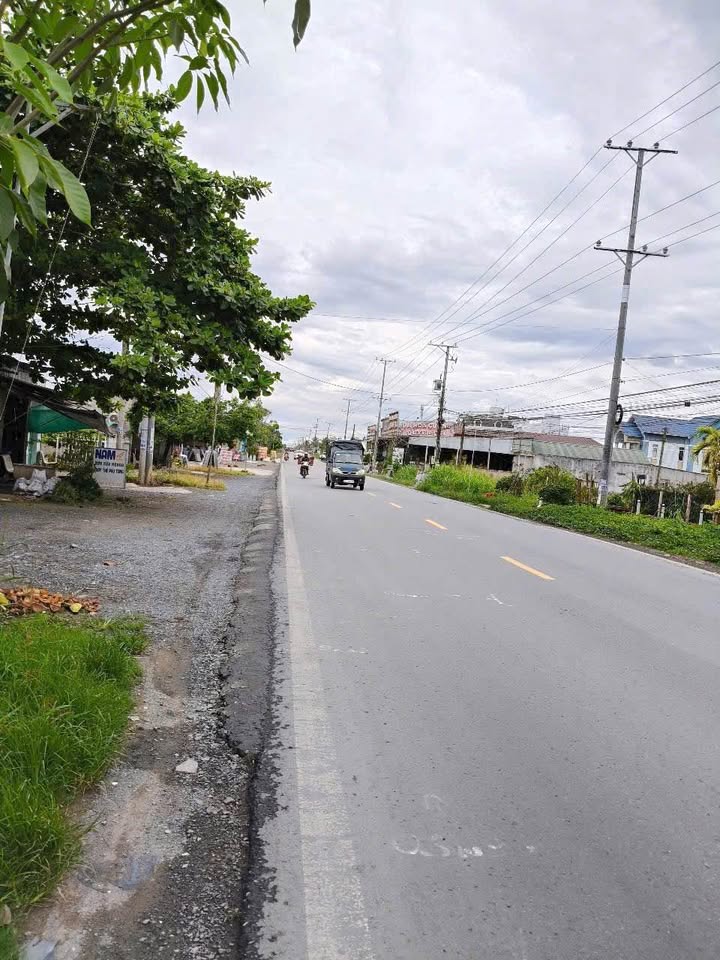 Đất nền 1369.8m² xã Bình Hàng Trung, Đồng Tháp - Mặt tiền 14.5m, giá 6.9 tỷ!