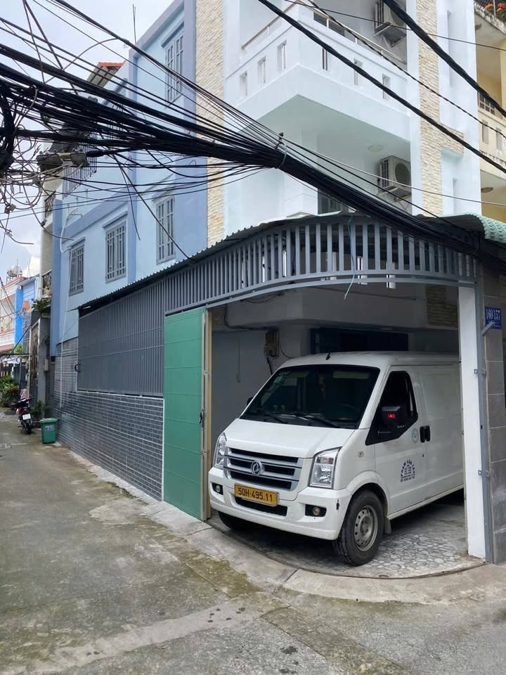 Nhà góc hẻm xe hơi Nguyễn Văn Quỳ 60m² giá 5.8 tỷ - Sổ hồng hoàn công