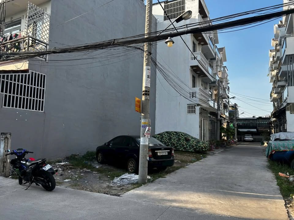 Nhà góc 2 mặt tiền đường Huỳnh Tấn Phát, Nhà Bè 52m² giá 4.15 tỷ - Đầu tư sinh lời tuyệt vời!