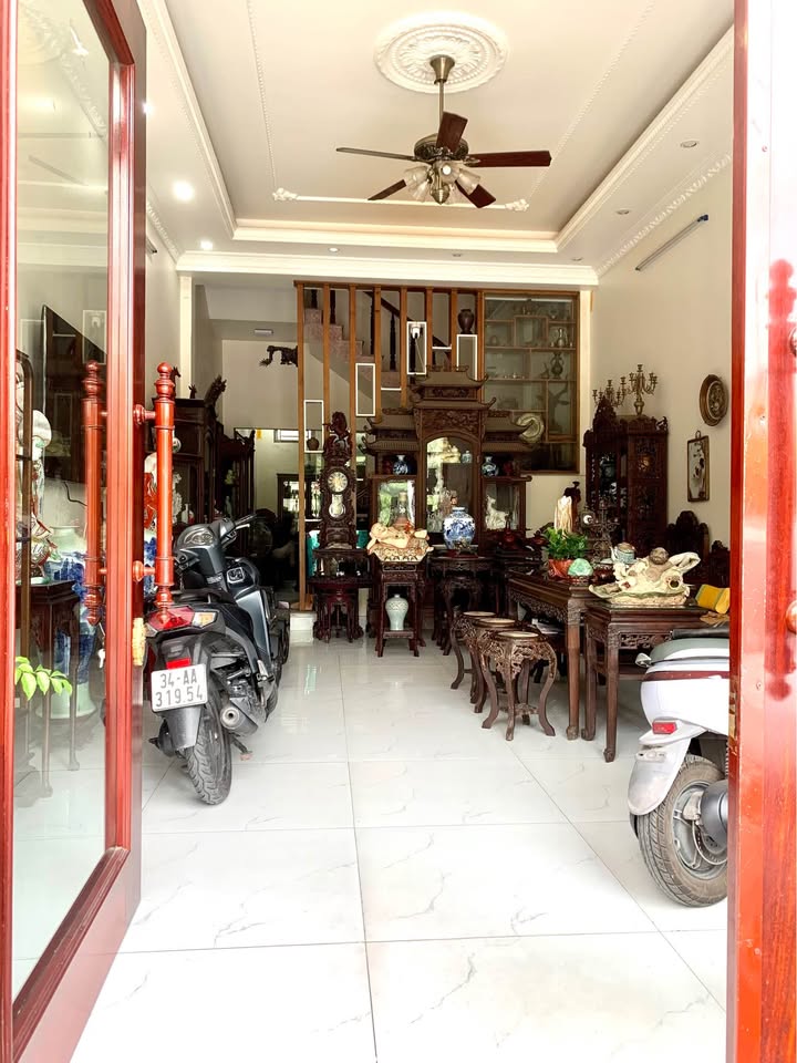 Nhà mặt phố Lê Thanh Nghị, Hải Dương 82.7m² giá 6.5 tỷ - Kinh doanh sầm uất!