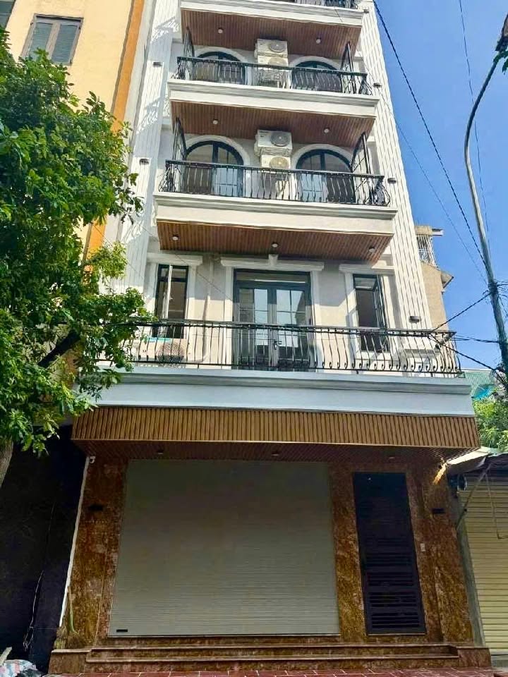 FrontHouse Đống Đa 60m² giá 18 tỷ - Đầu tư sinh lời tuyệt vời!