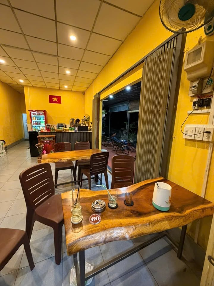 Cho thuê mặt bằng bán ăn vỉa hè Nguyễn Văn Linh, Cần Thơ - Giá chỉ từ 1.8 triệu!