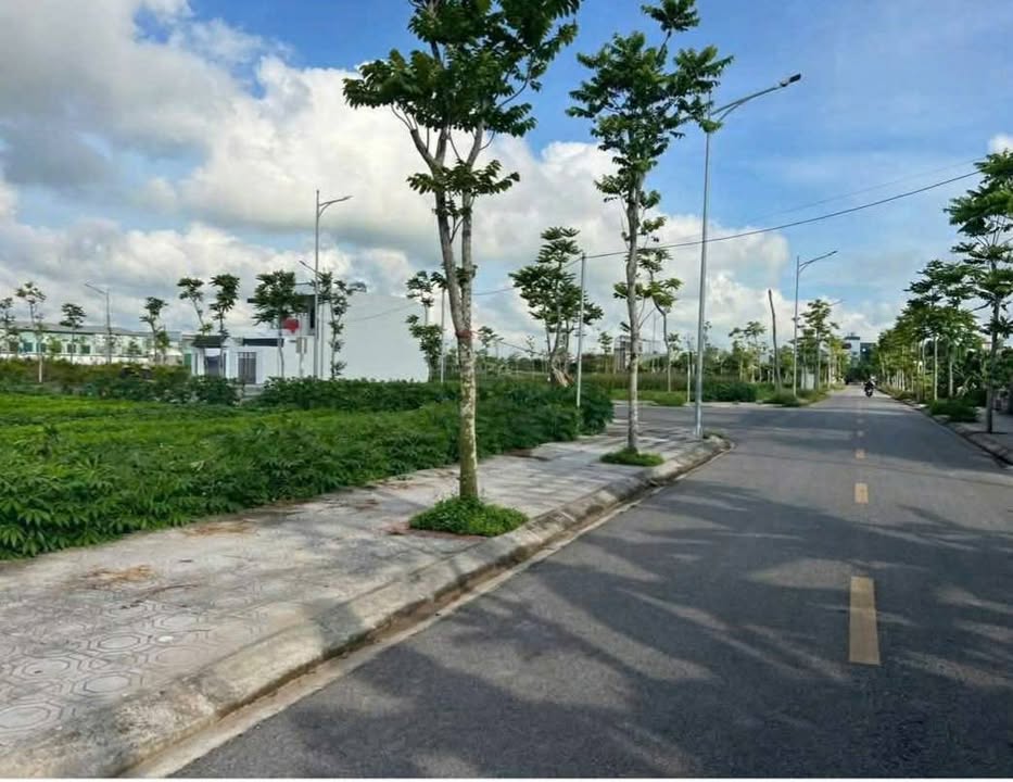 Đất nền Vũ Quý Kiến Xương 132m² giá 2.2 tỷ - Lô góc đẹp, đối diện công ty!