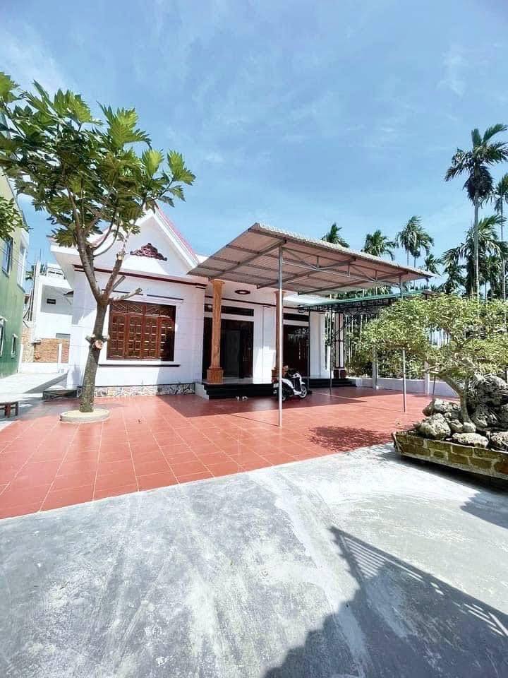 Biệt thự cho thuê tại phường Nghĩa Lộ, Quảng Ngãi 400m² - Sân vườn rộng rãi, giá chỉ 5 triệu/tháng!