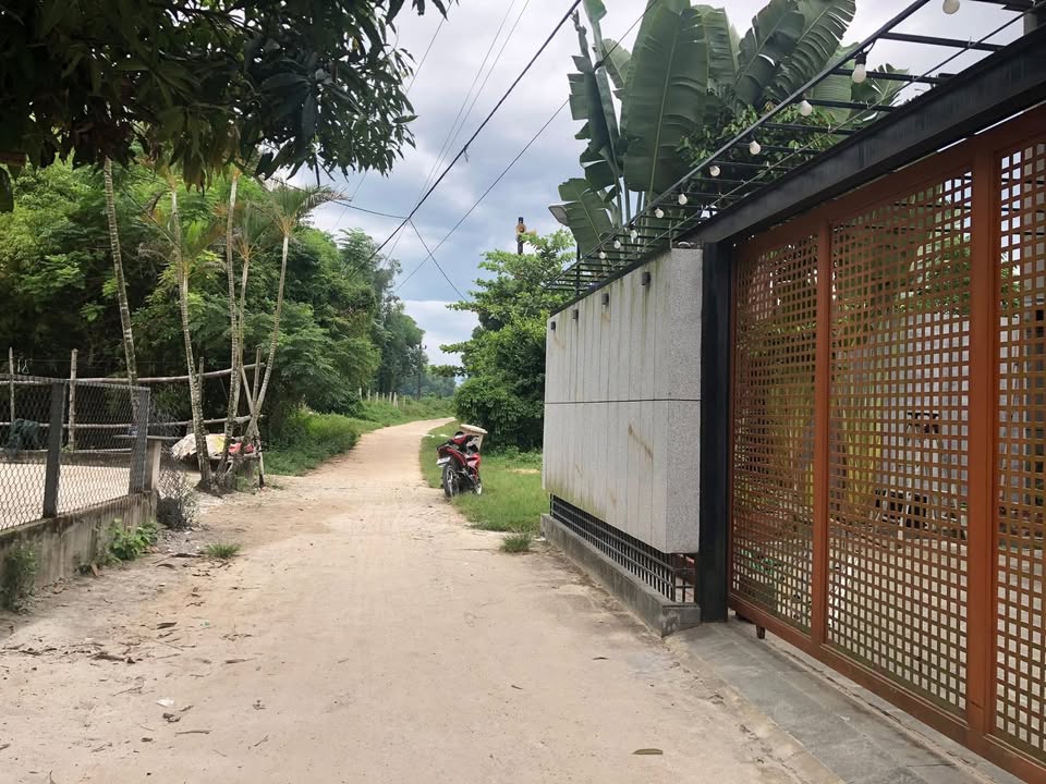 Đất Kiệt Tiểu La, Thị Trấn Hà Lam 138m² giá 1 tỷ - Vị trí đắc địa gần nhiều tiện ích!