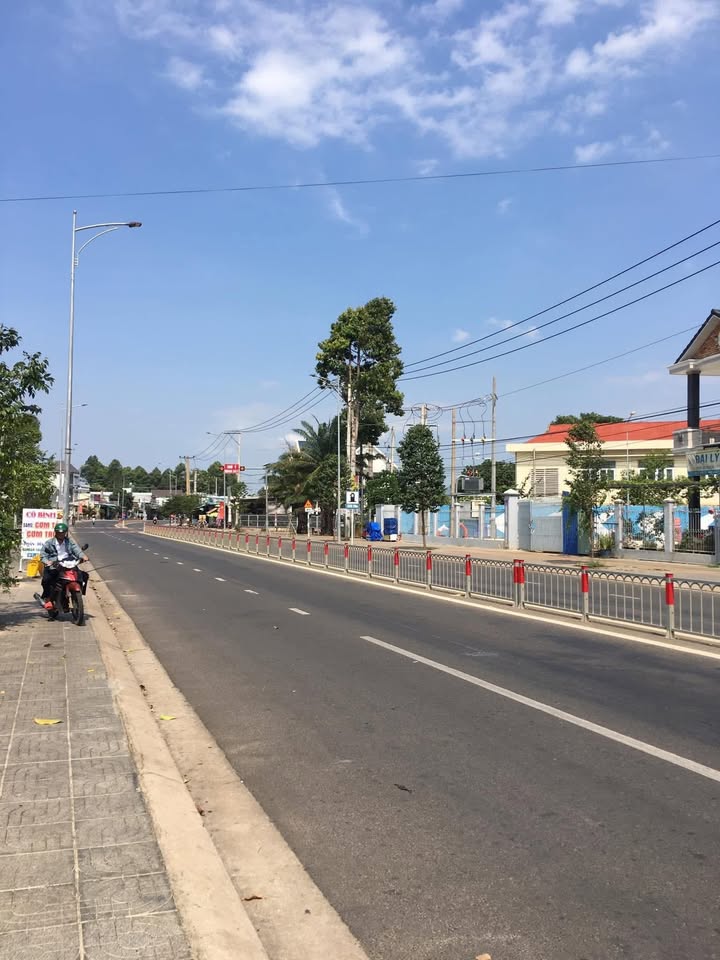 Đất mặt tiền Tỉnh Lộ 52, Long Phước 349m² giá 4 tỷ - Đầu tư sinh lời ngay!