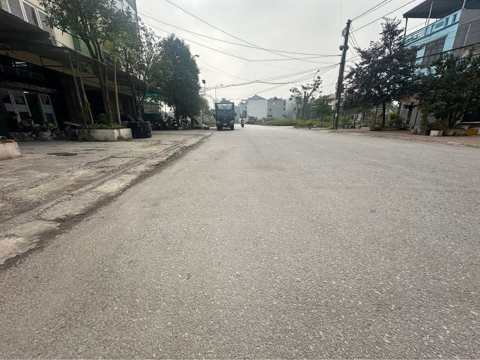 Lô đất Lý Nam Đế, TP Thanh Hóa 100m² giá 5 tỷ - Cơ hội đầu tư hiếm có!