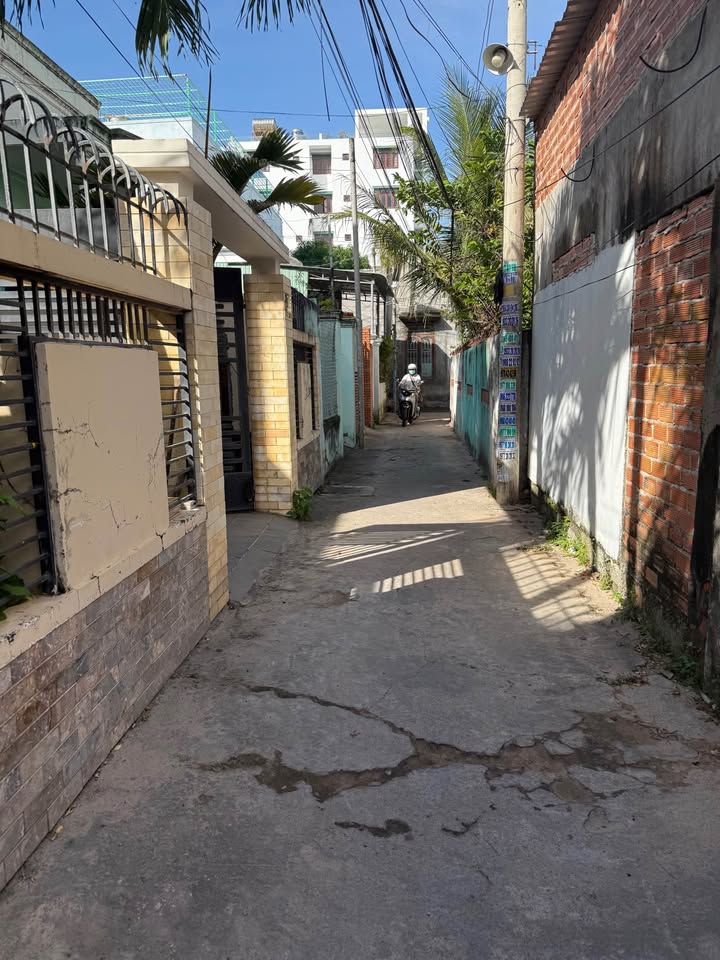 Đất hẻm Thủ Khoa Huân Phan Thiết 71m² - Sổ hồng chính chủ, giá thỏa thuận!