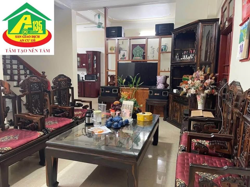 Nhà 3 tầng hiện đại tại Nam Bình, Ninh Bình 156m² - Chính chủ bán gấp!