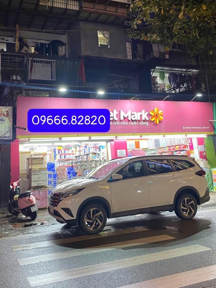 Cho thuê mặt bằng kinh doanh phố Thái Thịnh 140m² - Lô góc siêu đẹp, vị trí đắc địa!