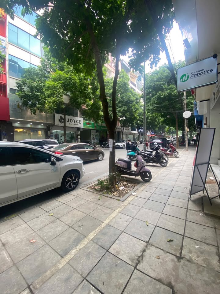 Mặt bằng kinh doanh Đường Xã Đàn Đống Đa 20m² giá 12 triệu - Sẵn sàng vào kinh doanh!