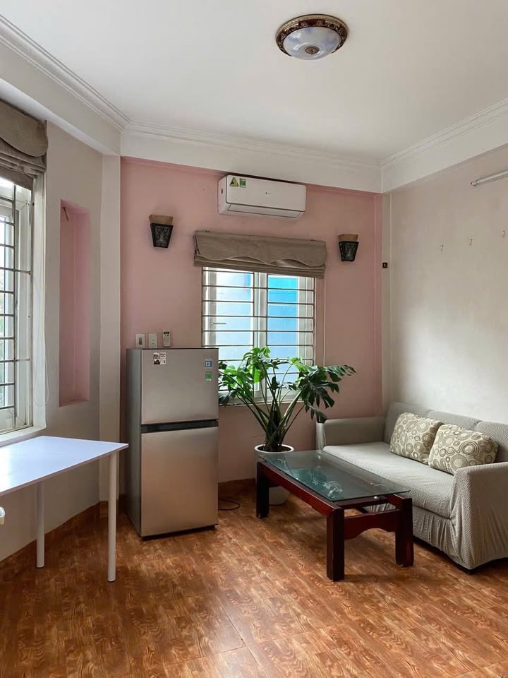 Căn hộ cho thuê Ngõ 154 Chợ Khâm Thiên 1PN giá 6.5 triệu - View đẹp, thoáng mát!