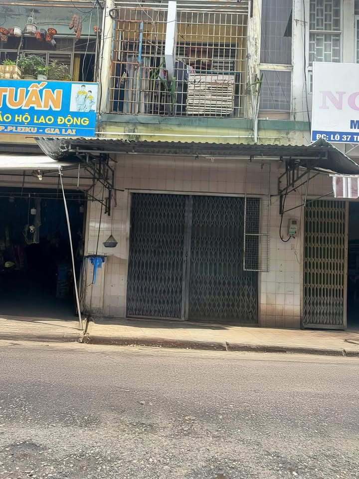 Nhà cho thuê mặt tiền đường Thi Sách, Pleiku 2 tầng giá 7 triệu