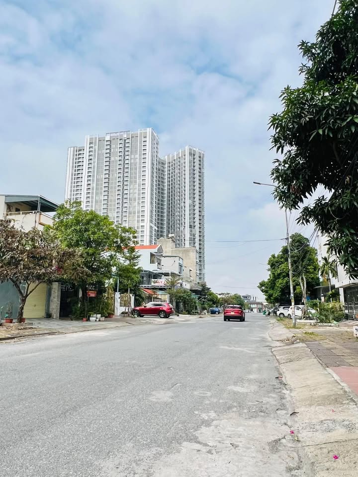 Đất nền Hạ Long 90m² giá 6 tỷ - Kinh doanh đắc địa, sổ đỏ chính chủ!