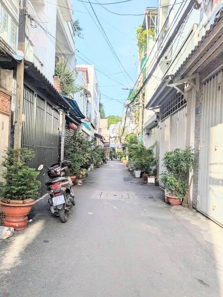 Nhà 5 tầng Gò Vấp 58m² giá 7.3 tỷ - Ô tô vào tận nhà!