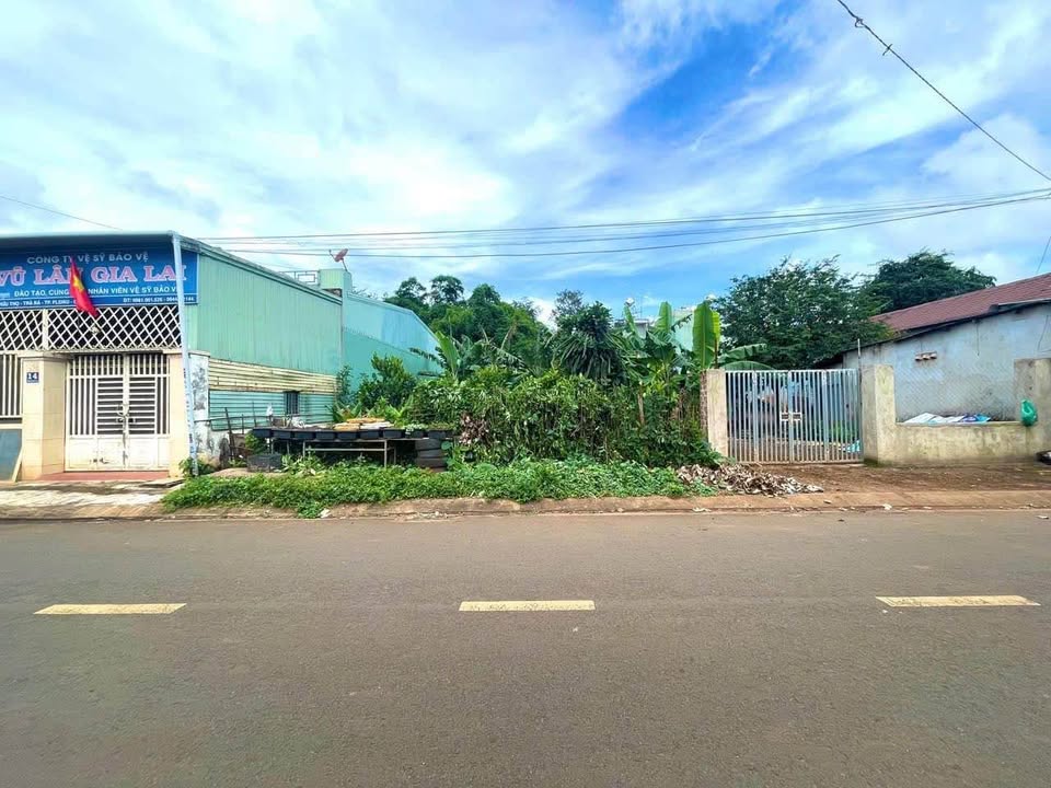 Đất mặt tiền Nguyễn Hữu Thọ, Trà Bá, Pleiku 200m² giá 4.2 tỷ - Kinh doanh sầm uất!