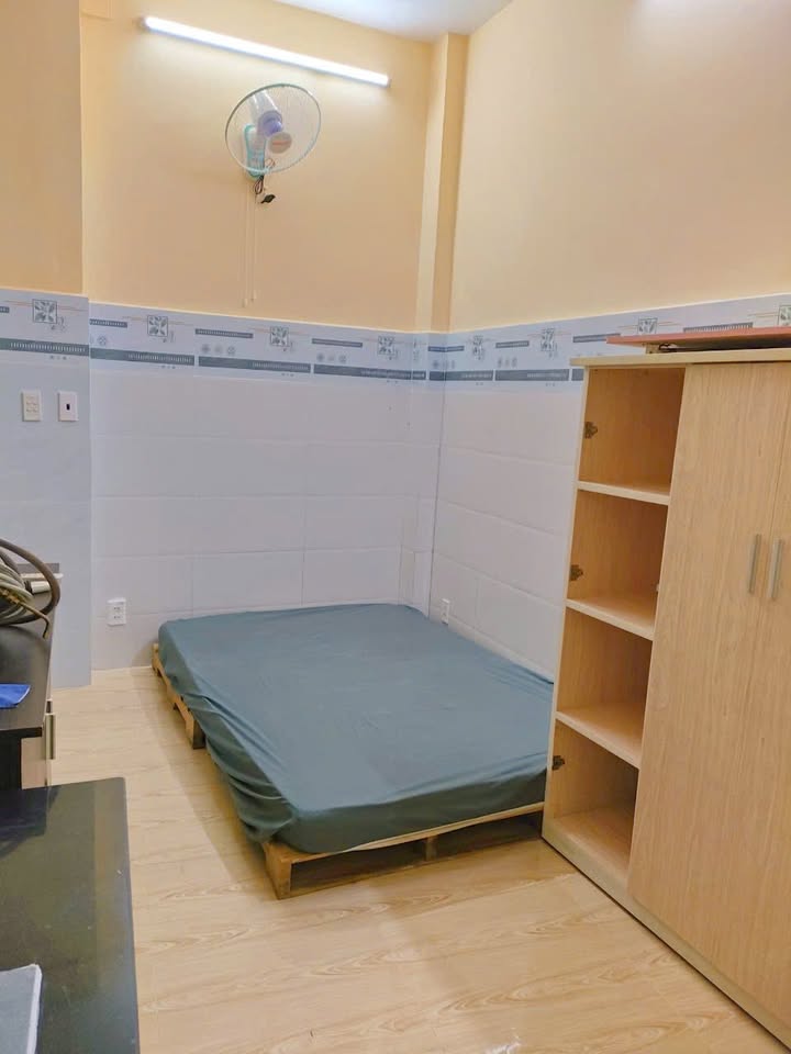 Nhà nhỏ cho thuê 133 Vĩnh Viễn, Quận 10 - Full nội thất, giá thỏa thuận hấp dẫn!