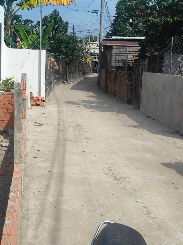 Đất nền Mỹ Hạnh Nam 76m² giá 1.15 tỷ - Gần bệnh viện Hàn Quốc, sổ hồng chính chủ!