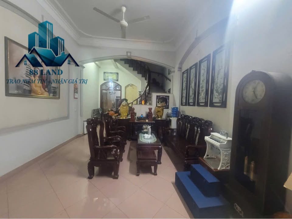 Nhà mặt phố Minh Khai 76m² giá chỉ 1x tỷ - Kinh doanh sầm uất!