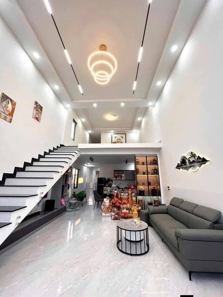 Nhà gác lửng Trảng Bom 105m² giá 1.1 tỷ - Thiết kế đẹp và thoáng mát!