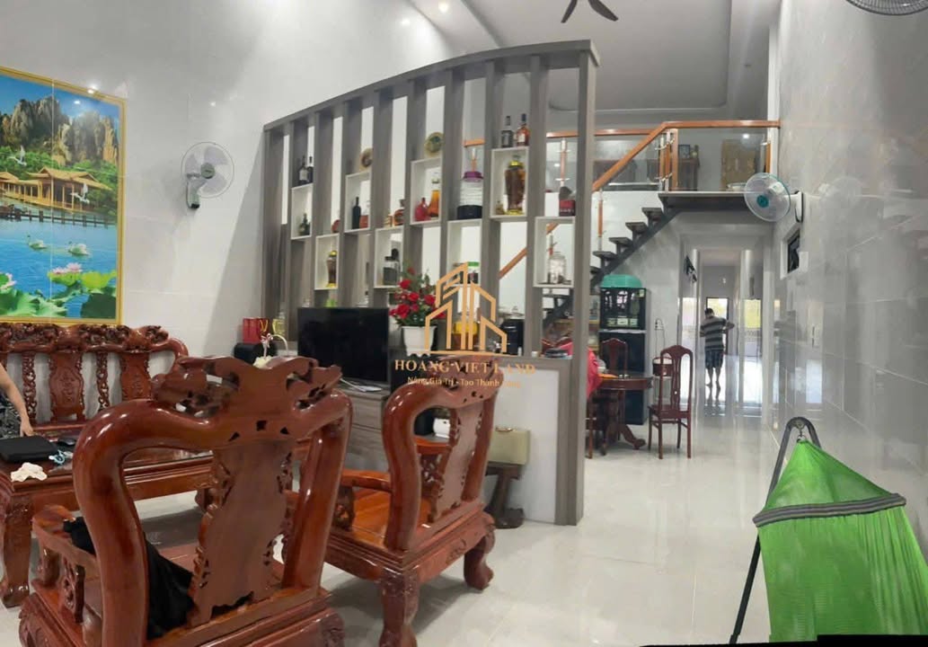 Nhà kiên cố tại phường Tân An - 262m² giá chỉ 3.5 tỷ - Sẵn sàng vào ở!