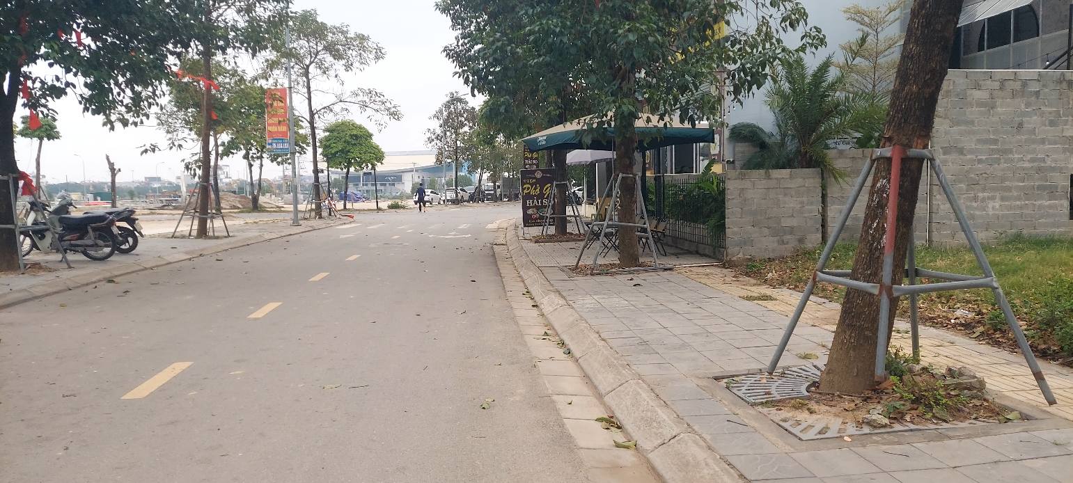 Đất Vân Nội, Đông Anh 54m² giá 3.68 tỷ - Mặt tiền rộng, gần bãi xe!